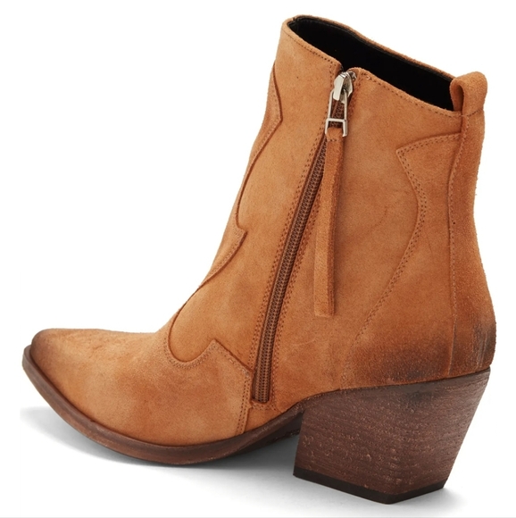 Gorgeous Western Chic Golo Genuine Suede Booties - Picture 4 of 6